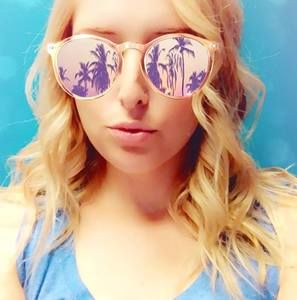 Meet your Posher, Ashley